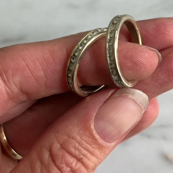 4 rings and ring sets + size adjuster bands - Picture 3 of 12